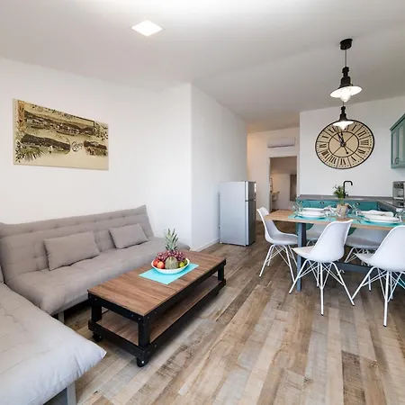 Fuer 4-5 Personen- 100m Vom Entfernt By Interhome *