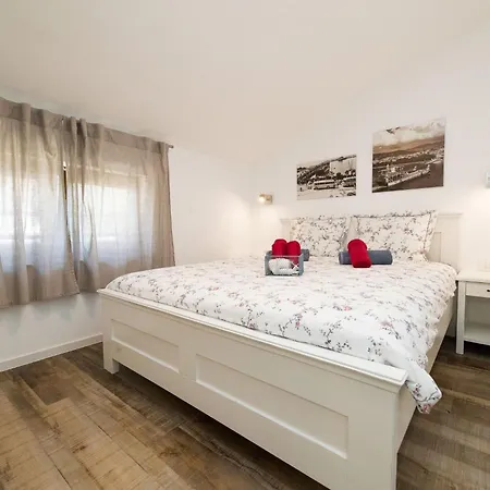 Fuer 4-5 Personen- 100m Vom Entfernt By Interhome *