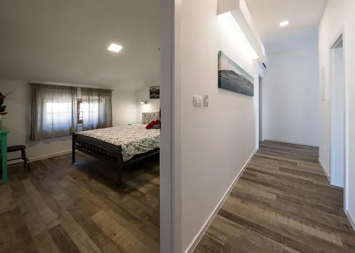 شقة Fuer 4-5 Personen- 100m Vom Entfernt By Interhome تْسْغيكفانِتْسا